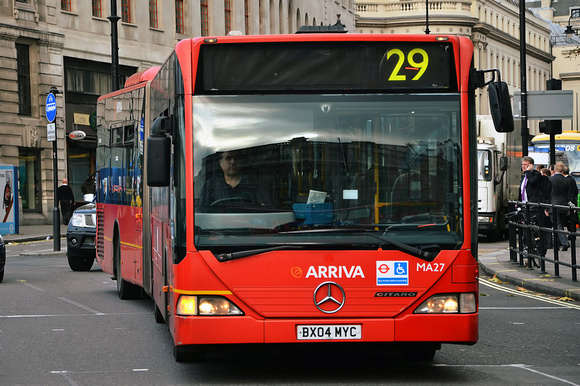 Route 29, Arriva London, MA27, BX04MYC, Trafalgar Square