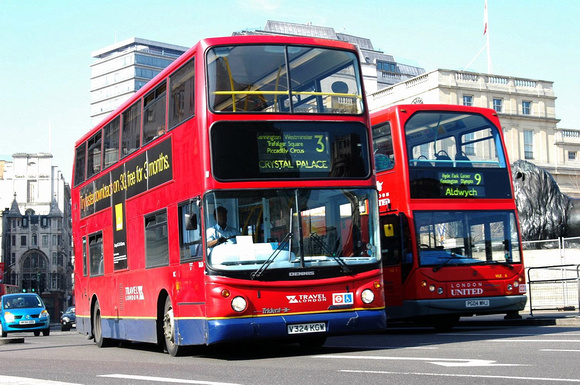 Route 3, Travel London, TA24, V324KGW, Trafalgar Square