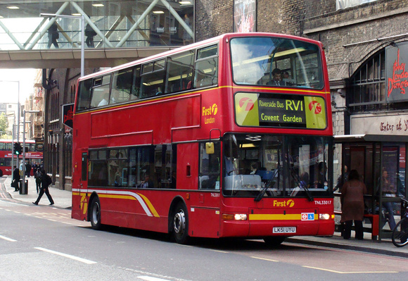 Route RV1, First London, TNL33017, LK51UYU, London Bridge