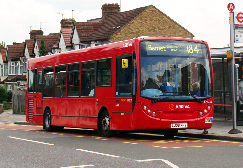 london-bus-routes-route-184-barnet-chesterfield-road-turnpike-lane