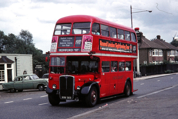 Route 193A, London Transport, RT2294, KGU323, Upminster