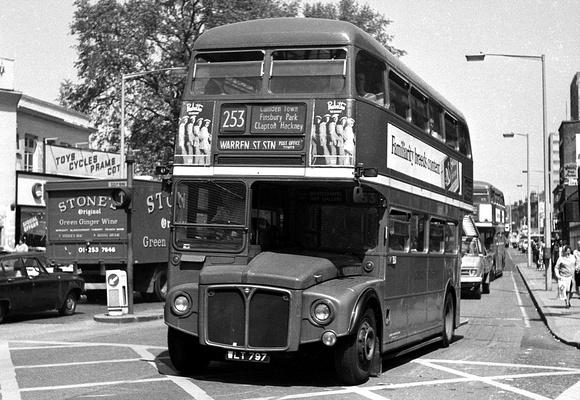 Route 253, London Transport, RM797, WLT797