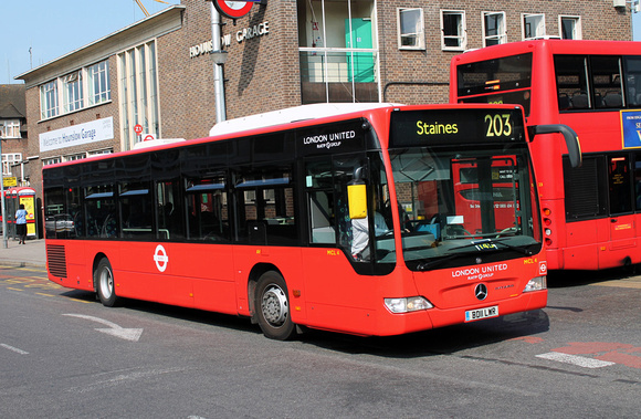 Route 203, London United RATP, MCL4, BD11LWR, Hounslow