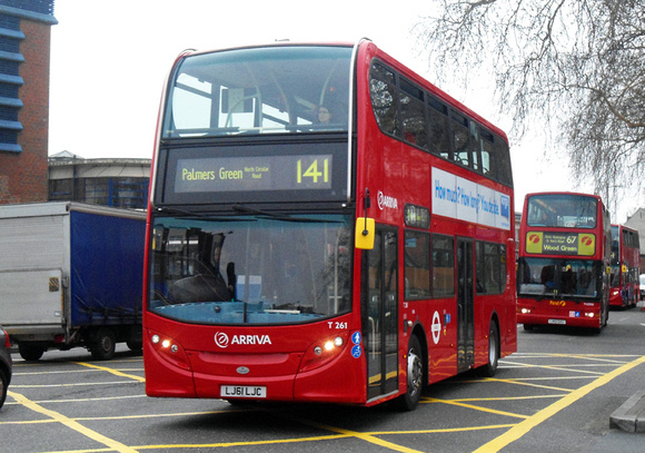 Route 141, Arriva London, T261, LJ61LJC, Turnpike Lane