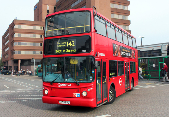 Route 142, Arriva The Shires 6178, LJ55BVL, Watford Junction