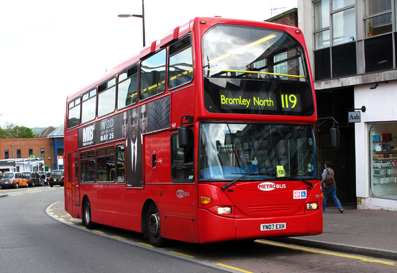 Route 119, Metrobus 949, YN07EXH, Bromley South Station