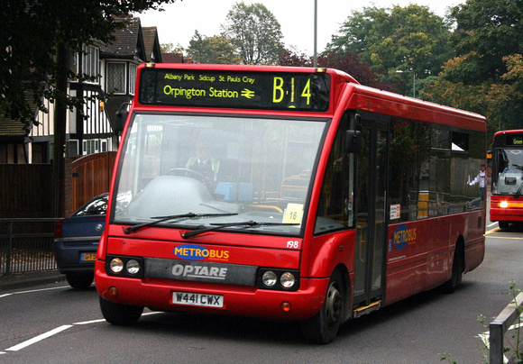 Route B14, Metrobus 198, W441CWX, Orpington