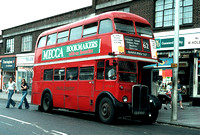 Route 62, London Transport, RT3894, LLU693