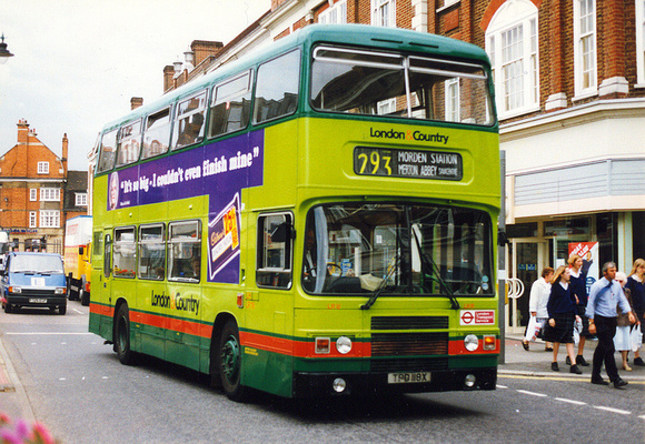 Route 293, London & Country, TPD118X, Epsom