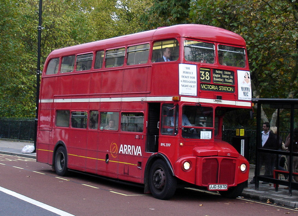 Route 38, Arriva London, RML2597, JJD597D, Piccadilly