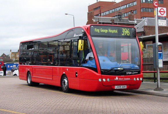 Route 396, East London ELBG 37014, LX09AAN, Ilford