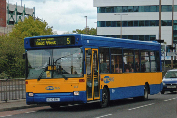Route 5, Metrobus 243, R743BMY, Crawley
