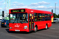 Route H28, Abellio London 8041, V301MDP, Brentford