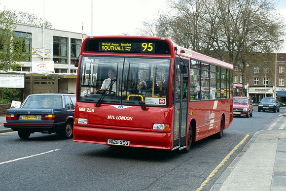 Route 95, MTL London, MM358, N125XEG