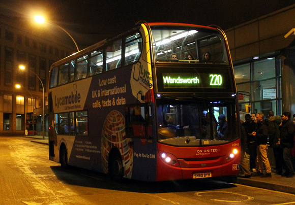 Route 220, London United RATP, ADH12, SN60BYH, Hammersmith