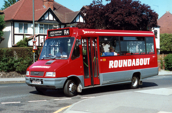 Route R4, Roundabout, FM9, K529EFL, Orpington