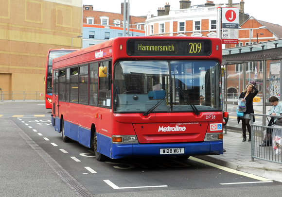 Route 209, Metroline, DP28, W128WGT, Hammersmith