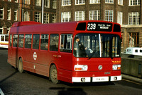 Route 239, London Transport, LS411, BYW411V, Waterloo
