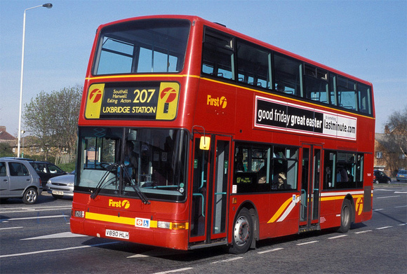 Route 207, First London, TNL890, V890HLH