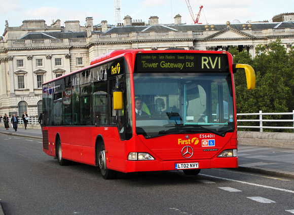 Route RV1, First London, ES64011, LT02NVY, Waterloo