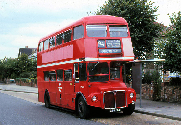 Route 94, London Transport, RM1239, 239CLT