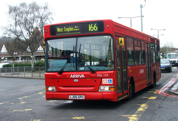 Route 166, Arriva London, PDL123, LJ05GPU, Purley