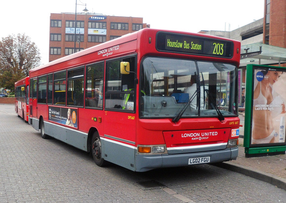 Route 203, London United RATP, DPS667, LG02FGU, Staines