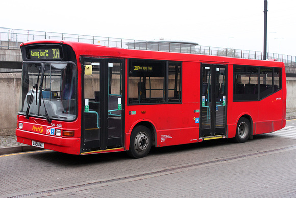 Route 309, First London, DM41436, LN51DVX, Canning Town