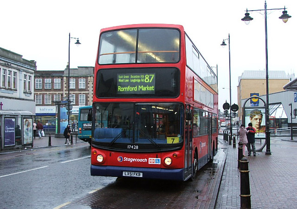 Route 87, Stagecoach London 17428, LX51FKB, Romford Station