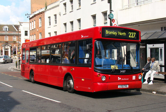 Route 227, Selkent ELBG 34317, LX51FHG, Bromley