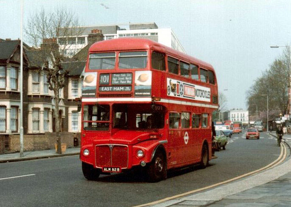 Route 101, London Transport, RM2082, ALM82B, East Ham