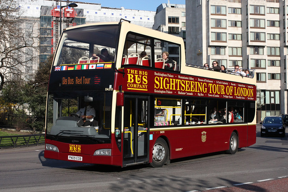 Big Bus Tours, DA213, PN09EOB, Marble Arch
