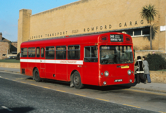 Route 248, London Transport, SMS807, JGF807K, Romford Garage