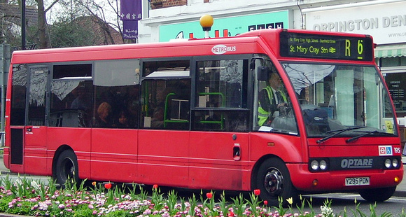 Route R6, Metrobus 195, Y295PDN, Orpington