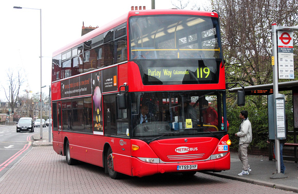 Route 119, Metrobus 962, YT59DYF, Bromley North