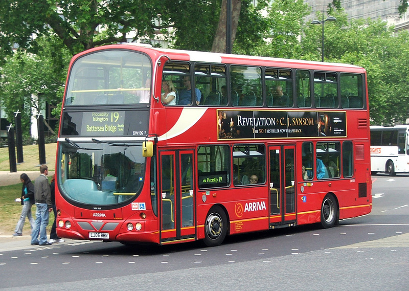 London Bus Routes | Route 19: Battersea Bridge, South Side - Finsbury ...