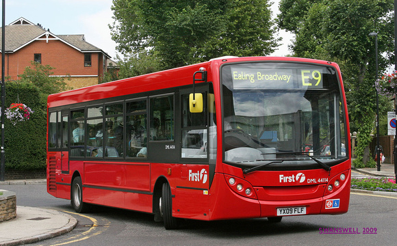 Route E9, First London, DML44114, YX09FLF, Ealing