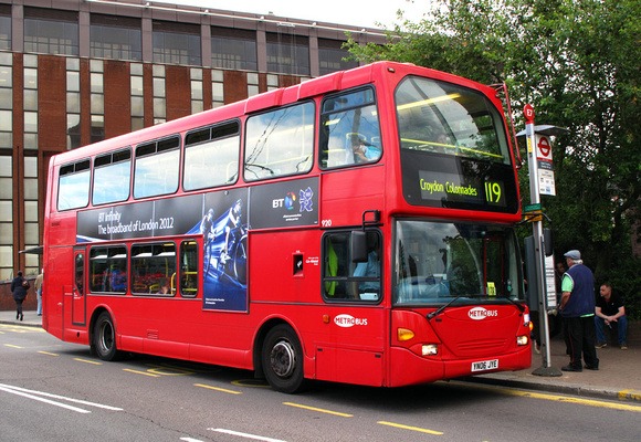 Route 119, Metrobus 920, YN06JYE, East Croydon