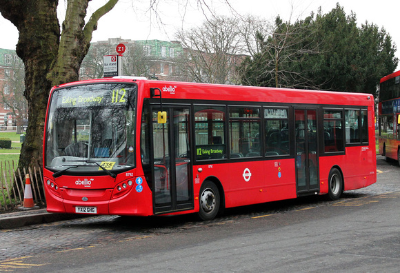 London Bus Routes | Route 112: Brent Cross - Ealing Broadway | Route ...