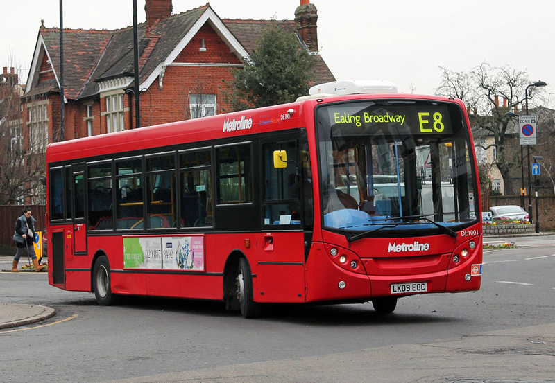 London Bus Routes | Route E8: Ealing Broadway - Hounslow, Bell Corner