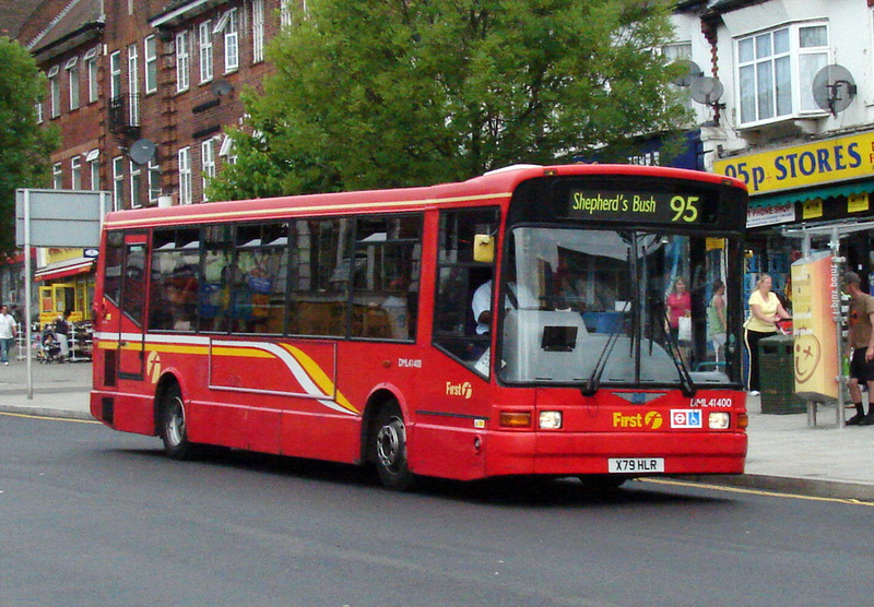 London Bus Routes | Route 95: Shepherd's Bush - Southall, Town Hall