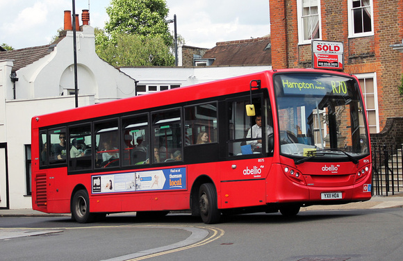 London Bus Routes | Route R70: Hampton, The Avenue - Richmond, Manor ...