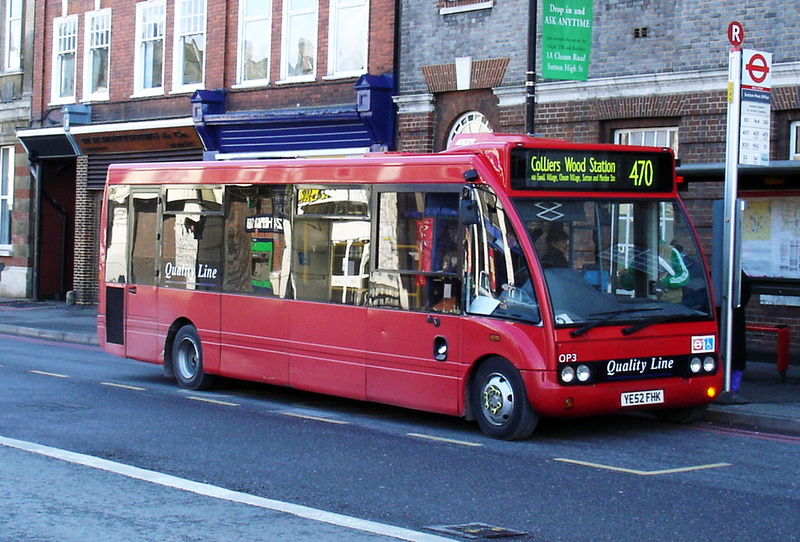 London Bus Routes | Route 470: Colliers Wood - Epsom