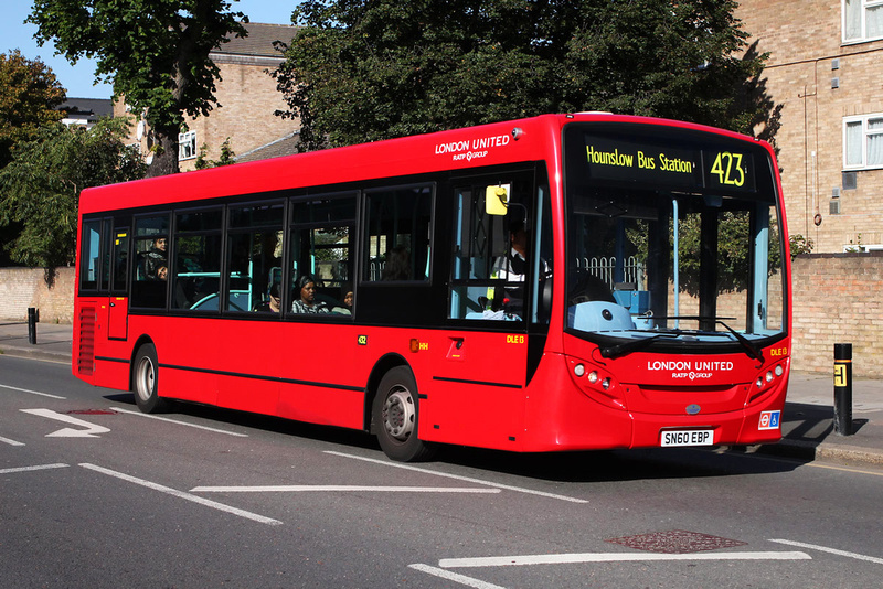 London Bus Routes Route 423 Heathrow Teminal 5 Hounslow Bus Station