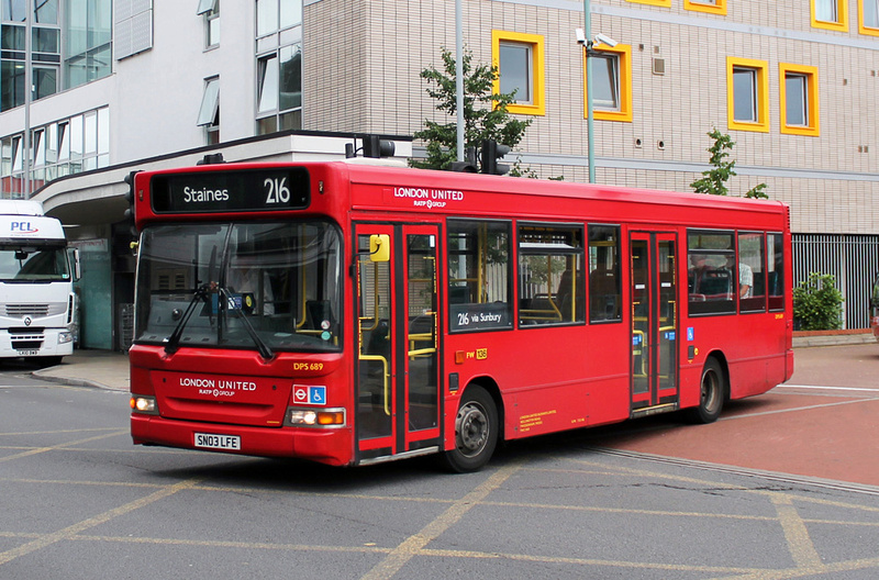 London Bus Routes | Route 216: Kingston - Staines