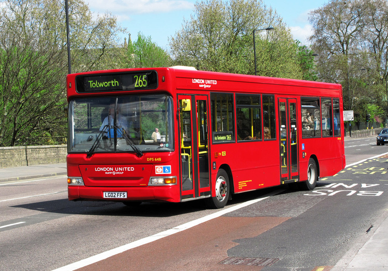 London Bus Routes | Route 265: Putney Bridge - Tolworth