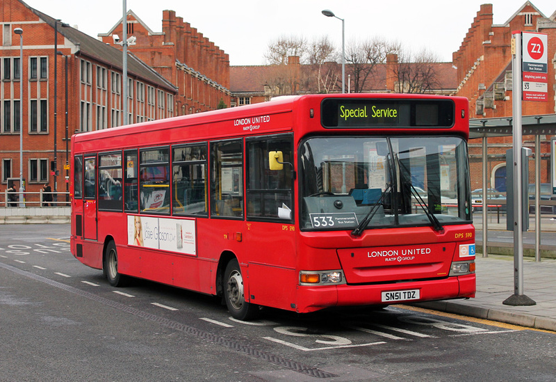 London Bus Routes | Route 533: Hammersmith - Castelnau